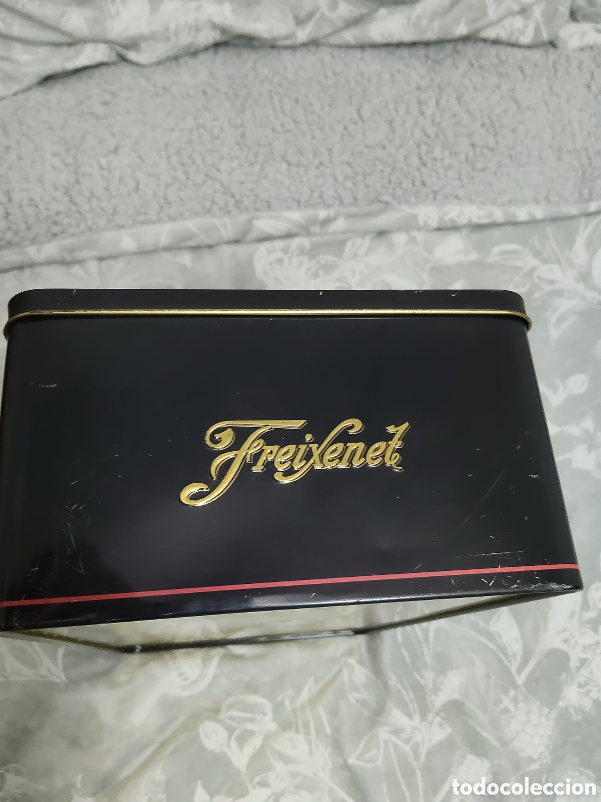 Vintage: Caja de chapa de freixenet - Foto 4