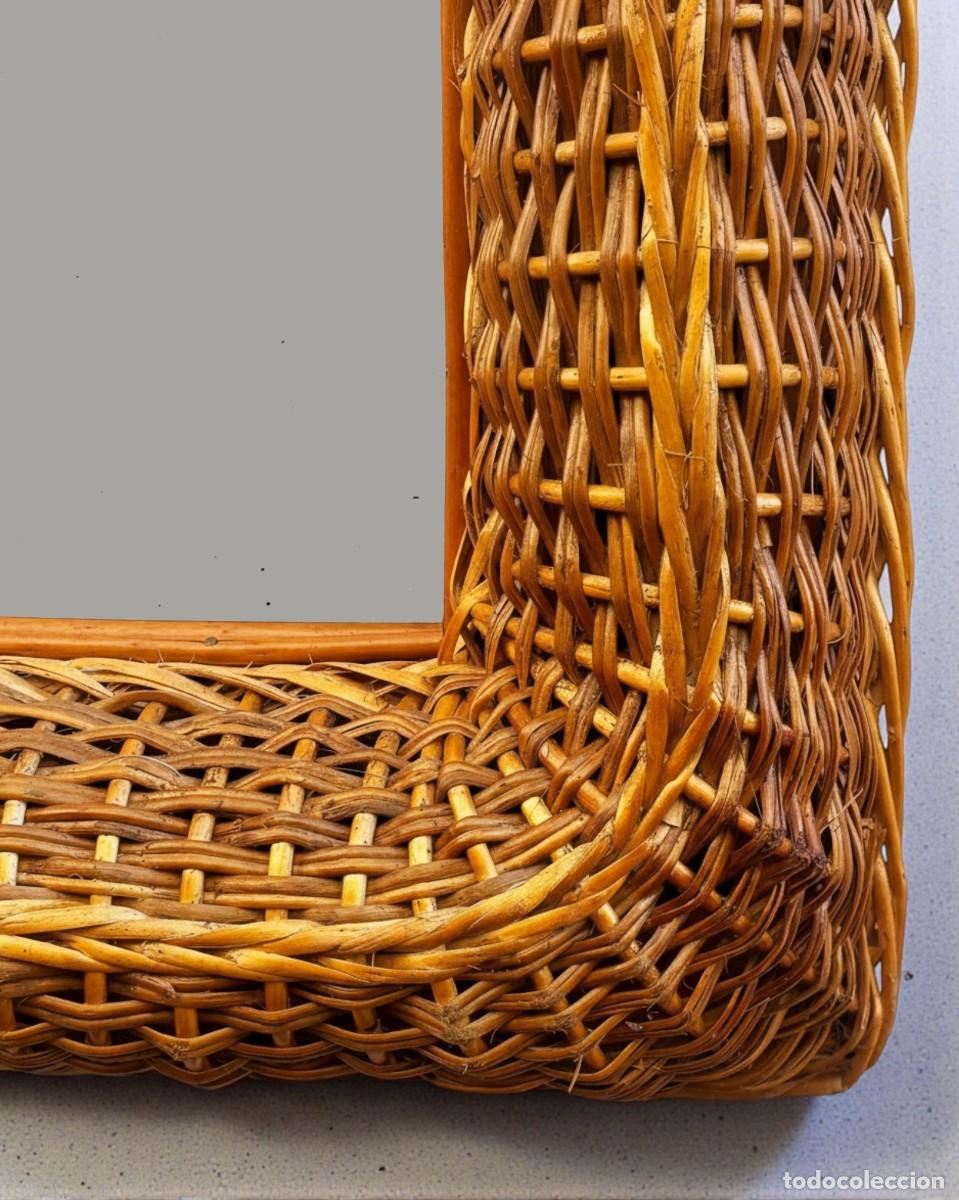 Vintage: ESPEJO CON GRAN MARCO DE RATTAN - Foto 1