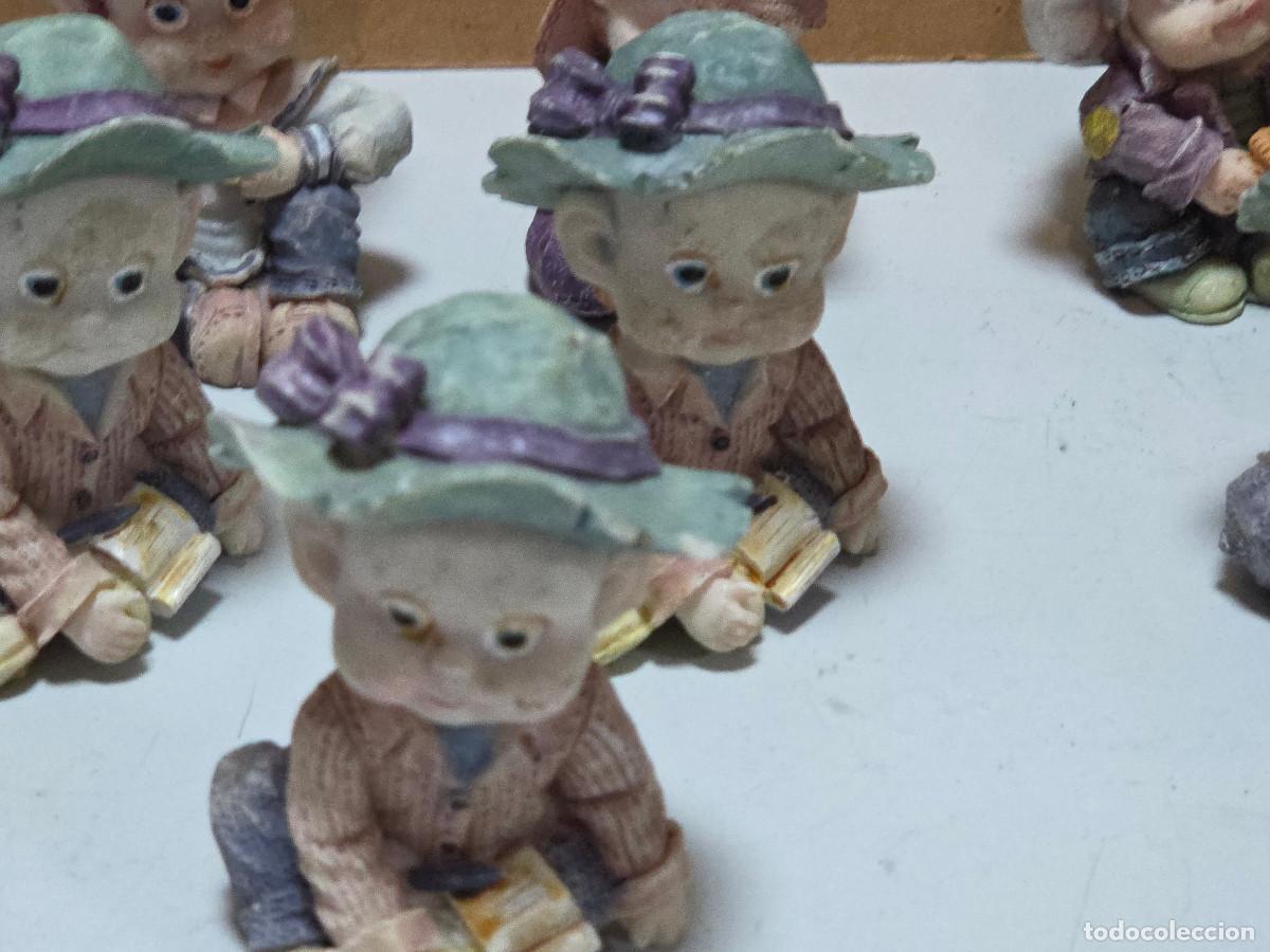 Vintage: 9 figurillas en acrilico decoracion - Foto 2