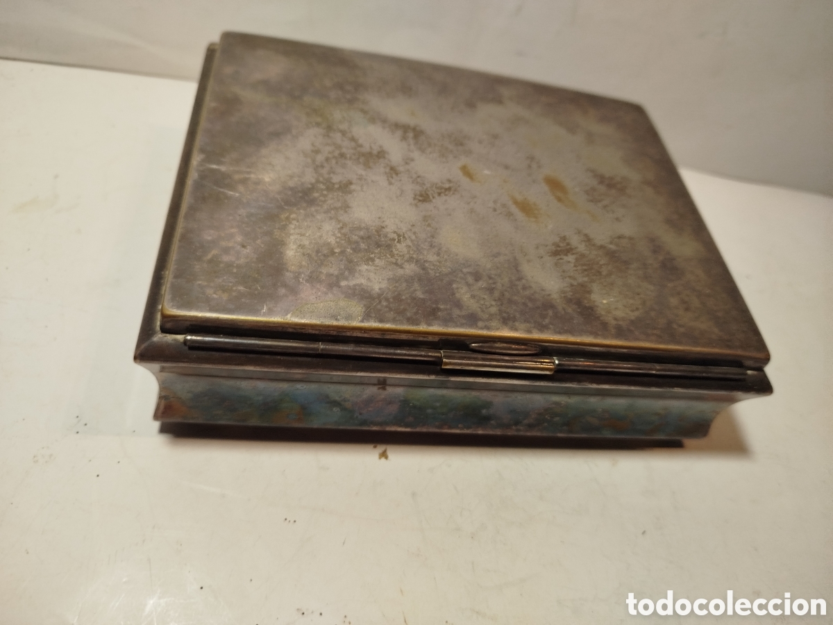 Vintage: Caja de madera y metal - Foto 1