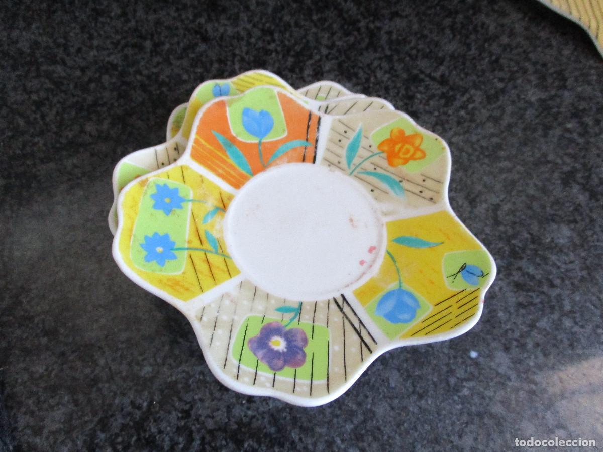 Vintage: 6 PLATOS de cafe o postre vintage - Foto 1