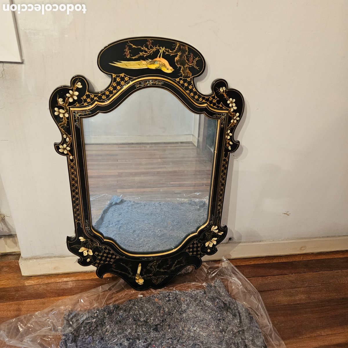 Vintage: Estupendo espejo antiguo estilo oriental. SIN ABRIR.