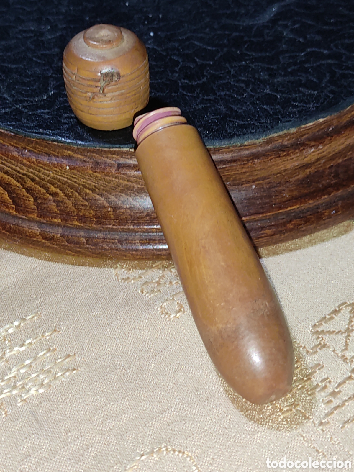 Vintage: Antiguo alfiletero de madera. - Foto 2