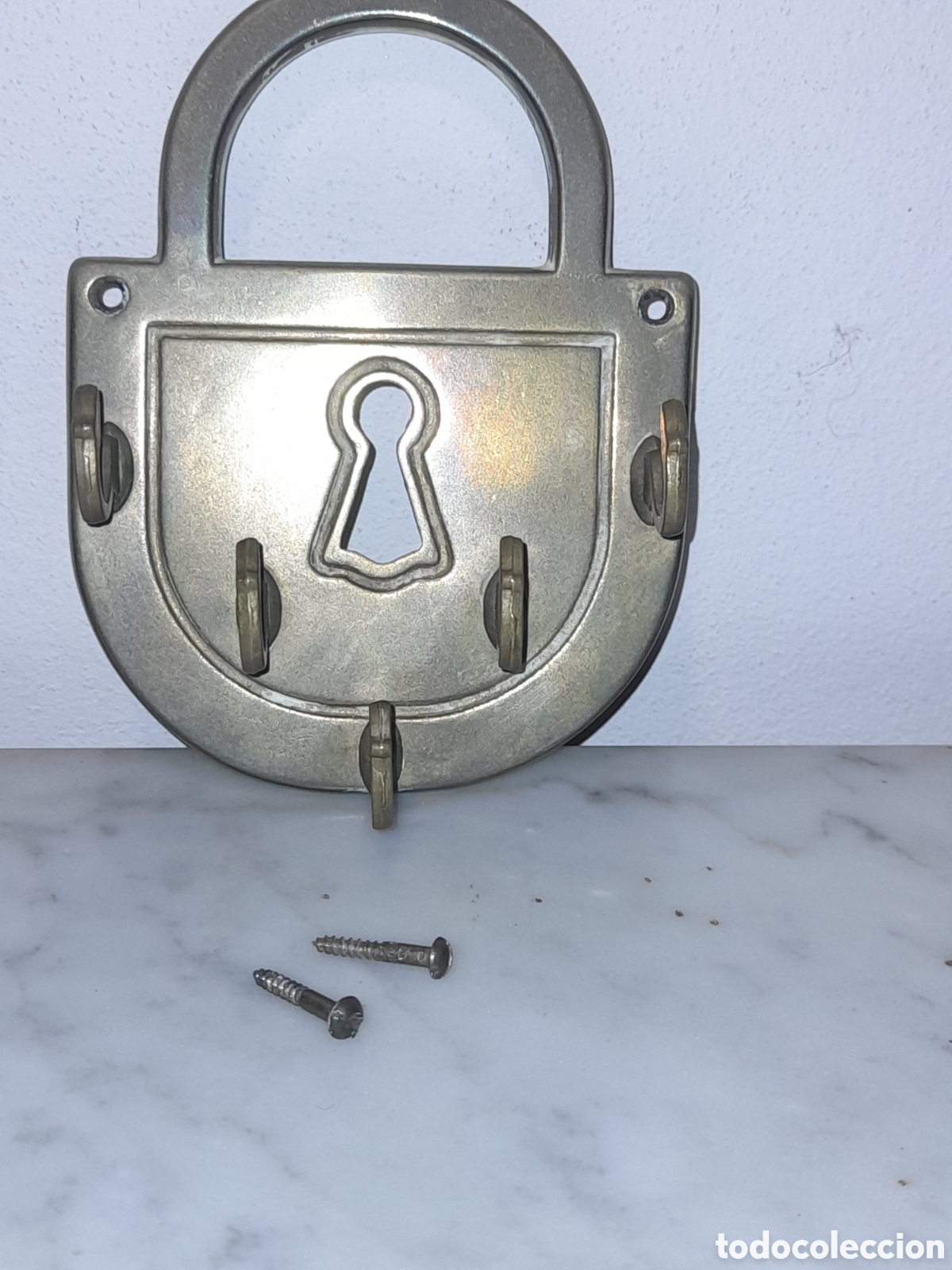 Vintage: Colgador de llaves de bronce - Foto 2