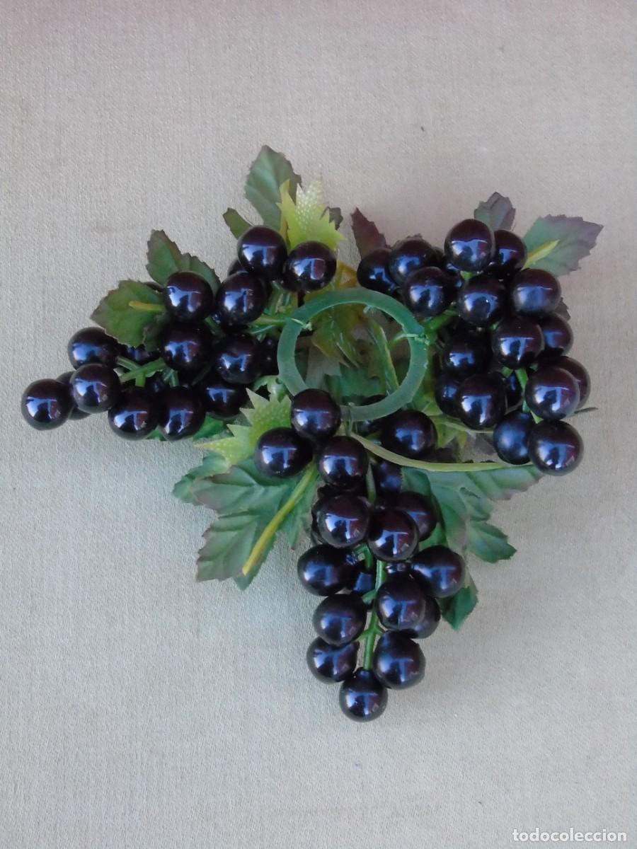 Vintage: RACIMO UVAS DE PL&Aacute;STICO. - Foto 3