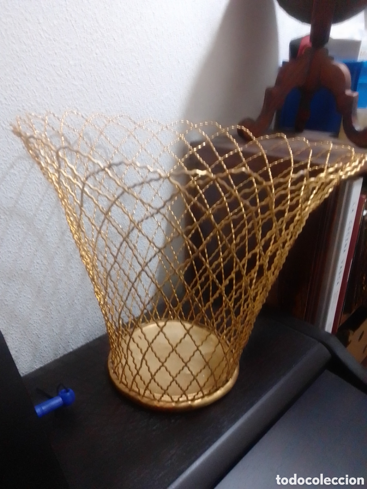 Vintage: Papelera industrial dorada - Foto 1