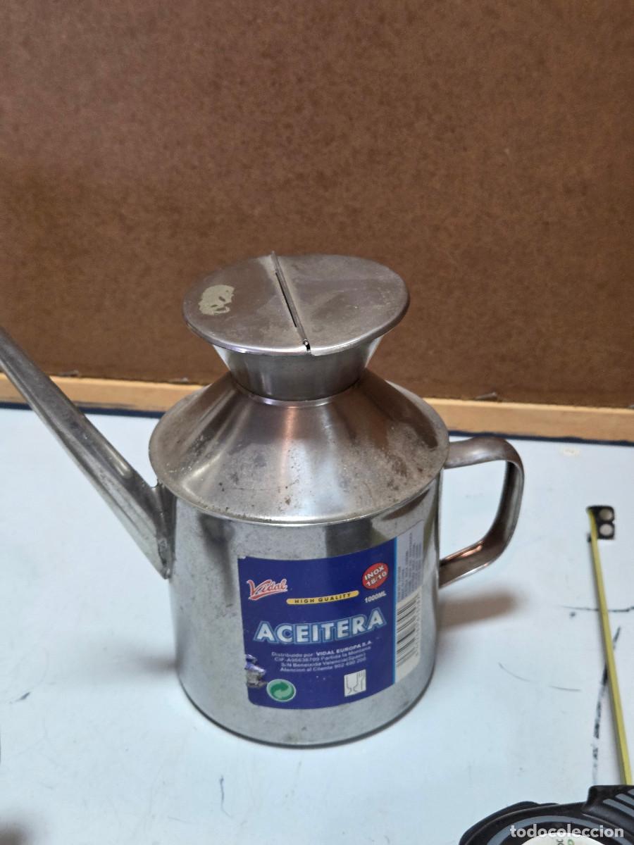 Vintage: aceitera de acero vintage - Foto 1