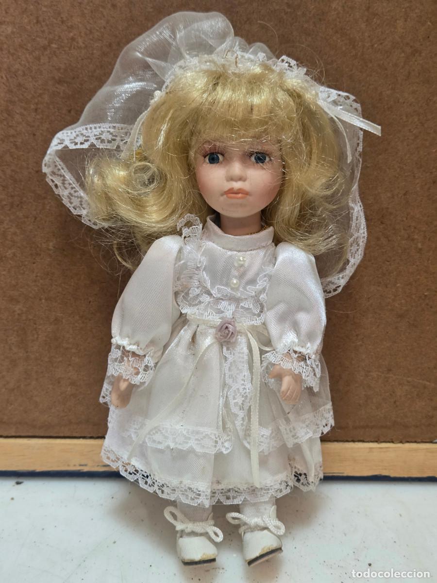 Vintage: mu&ntilde;eca de porcelana vintage - Foto 1