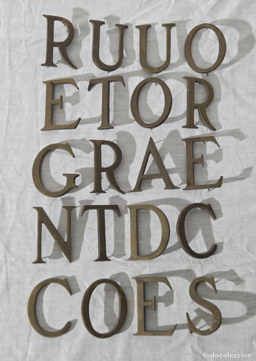 Vintage: 20 letras en bronce, 7 cm de altura - Foto 1