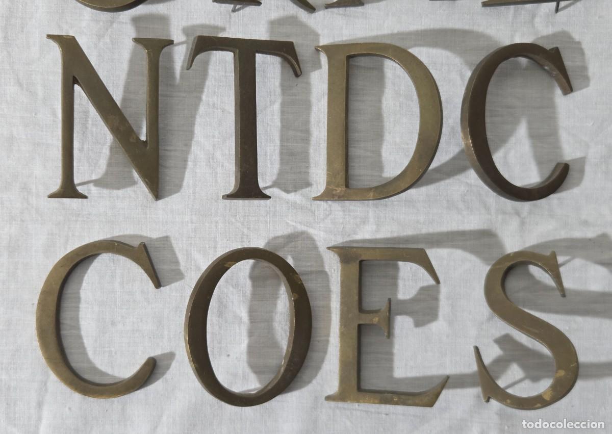 Vintage: 20 letras en bronce, 7 cm de altura - Foto 5