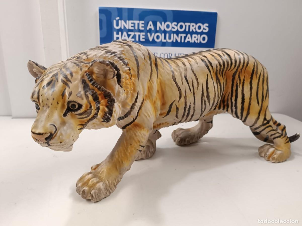 Vintage: Cachorro de tigre de resina - Foto 1