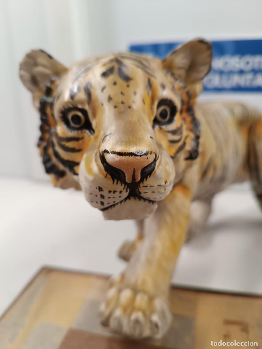 Vintage: Cachorro de tigre de resina - Foto 3