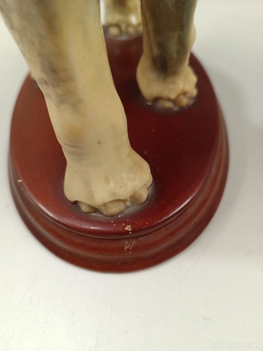 Vintage: Figura de elefante de resina. - Foto 3