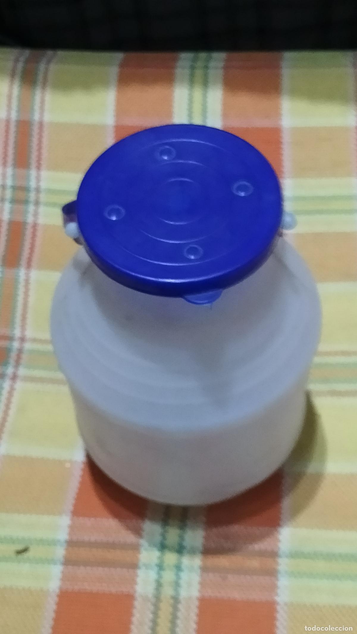 Vintage: LECHERA DE PLASTICO,,,,,,,,,,,,,,,,,,,,,,,,,,,,,,,,,,,,,,,,,,,,,, - Foto 3
