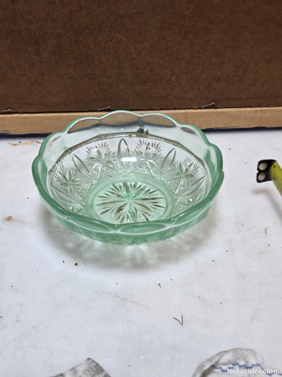 Vintage: cuenco de cristal verde - Foto 1