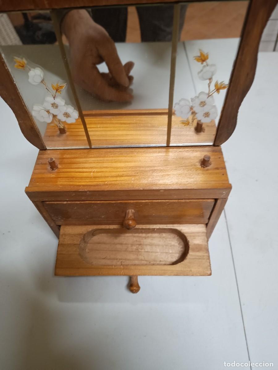 Vintage: Joyero con forma de tocador. - Foto 2