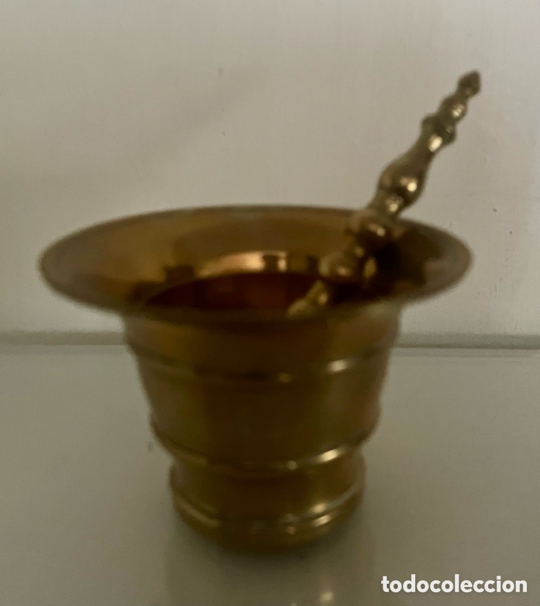 Vintage: Almirez de bronce con mango - Foto 2