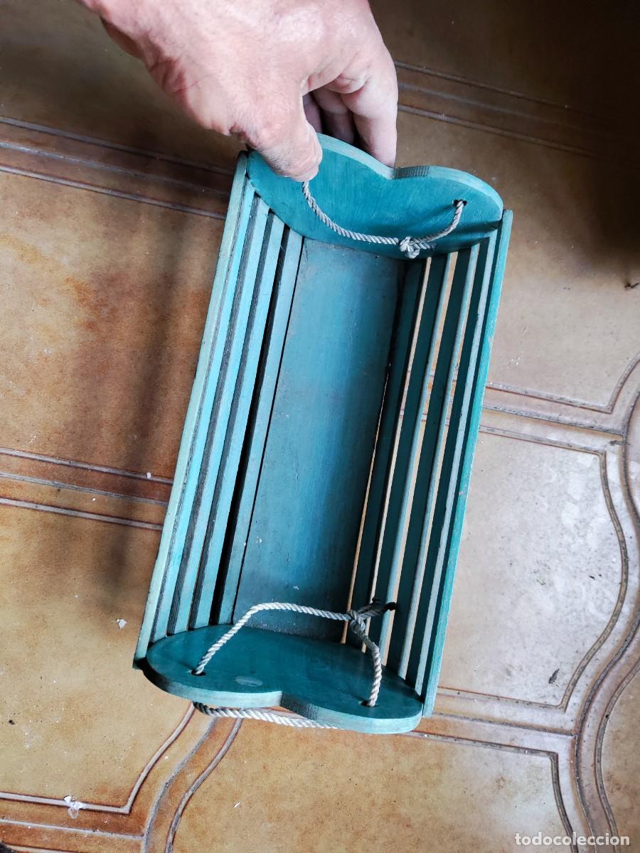Vintage: BONITO SERVILLETERO DE MADERA. - Foto 4