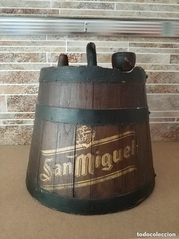 Vintage: Bonito barril barrica decoracion de Cerveza San Miguel 28 cm alto