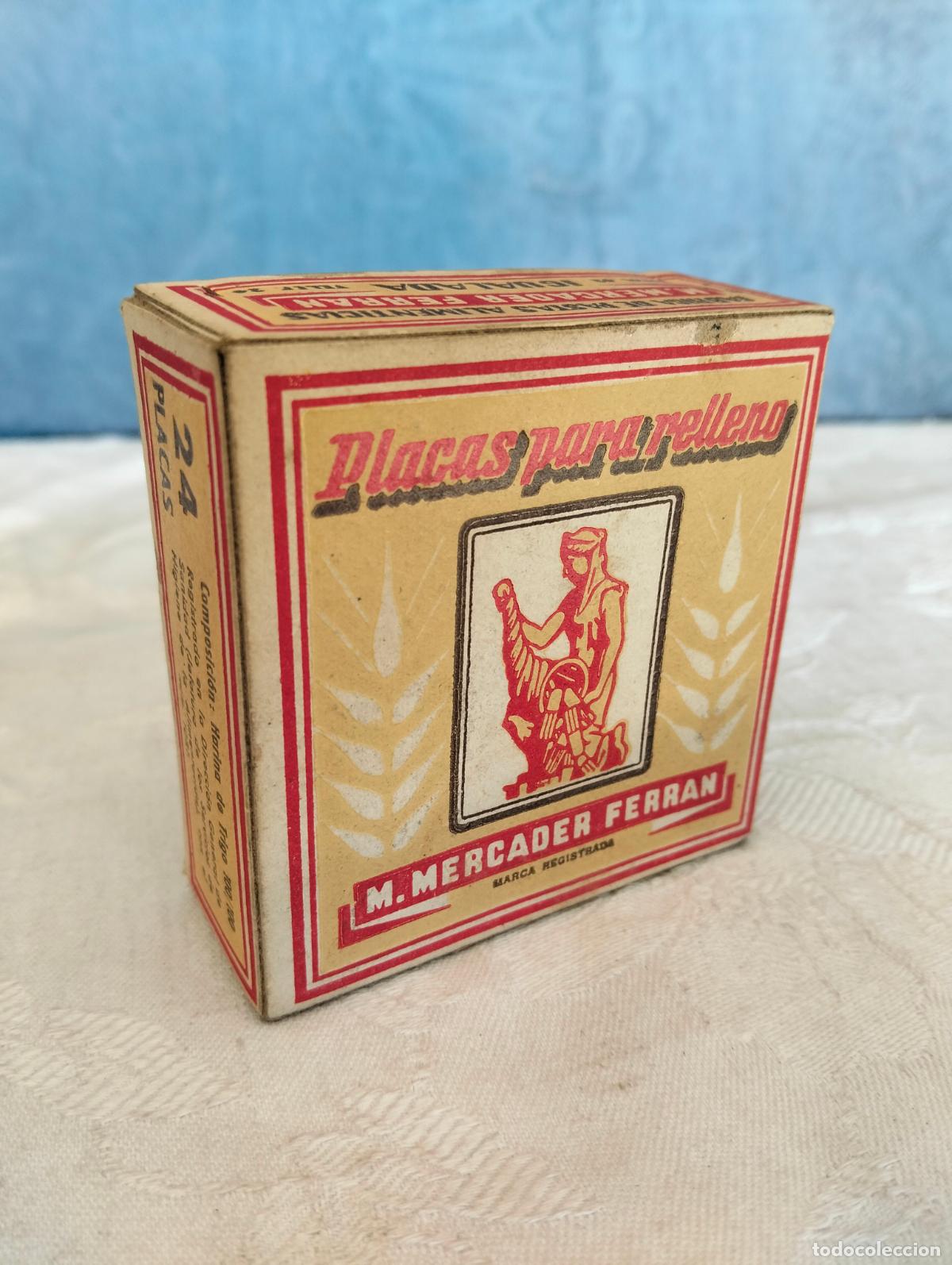 Vintage: Caja de cart&oacute;n antigua placas para relleno M Mercader Ferran con cintas hilos de colores vintage