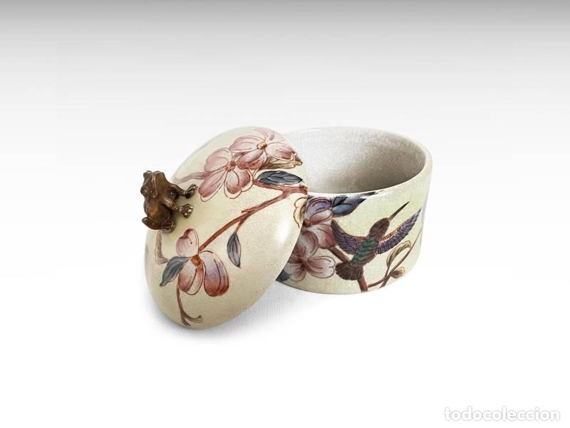Vintage: Caixa de joias em porcelana e bronze (1418)