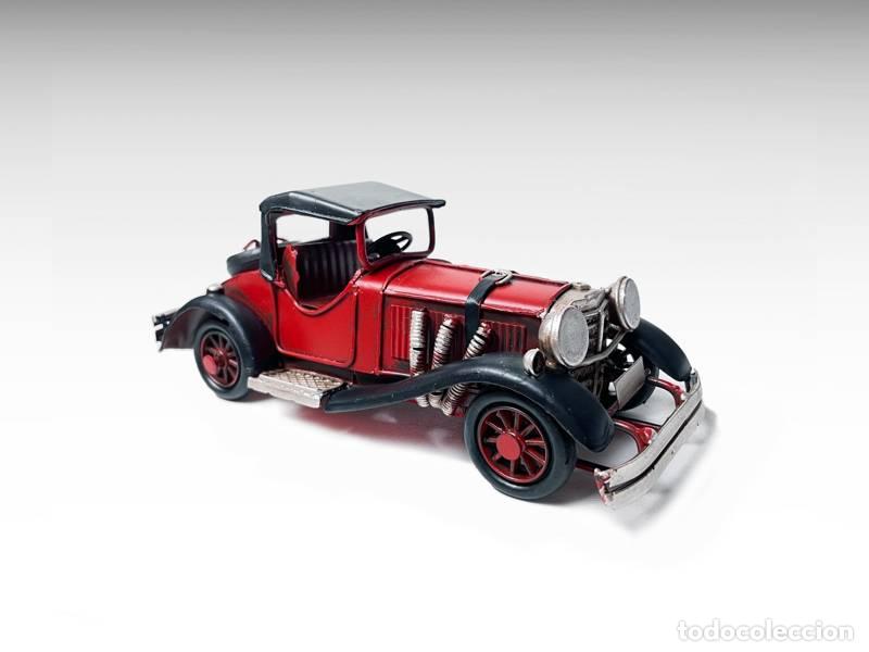 Vintage: Modelo de metal - Carro vintage (1323)