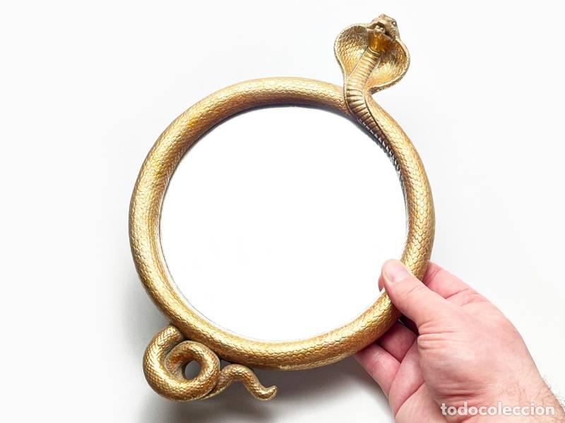 Vintage: Espelho redondo de parede; decorado com cobra (1480) - Foto 2
