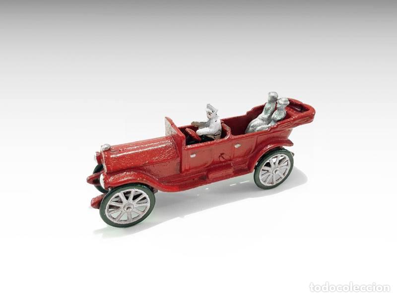 Vintage: Modelo de metal - Carro antigo de ferro fundido (brinquedo) (1347)