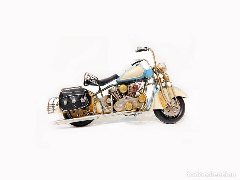 Vintage: Modelo de metal - Mota vintage (1372)