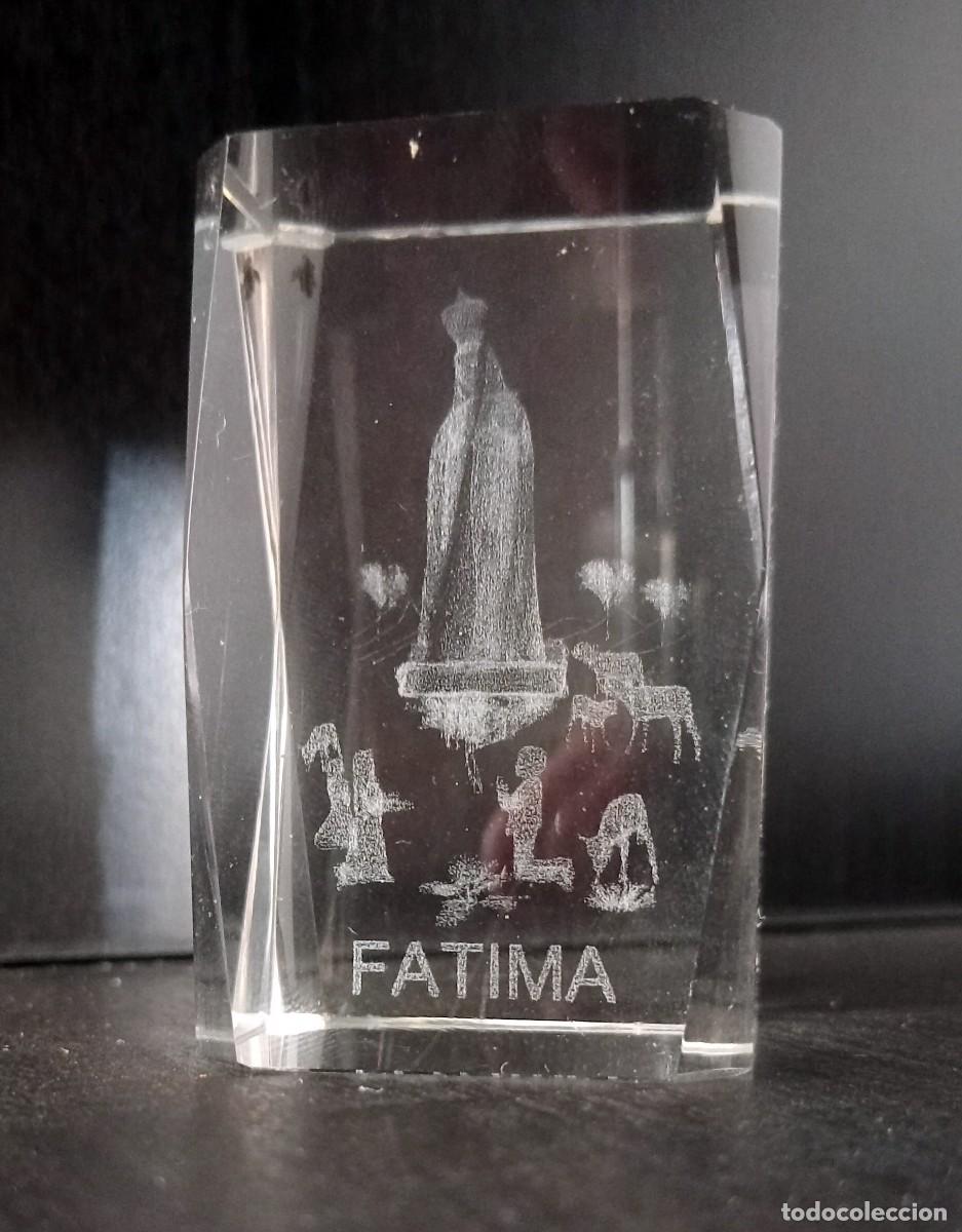 Vintage: RECUERDO VIRGEN DE F&Aacute;TIMA EN PRISMA DE CRISTAL