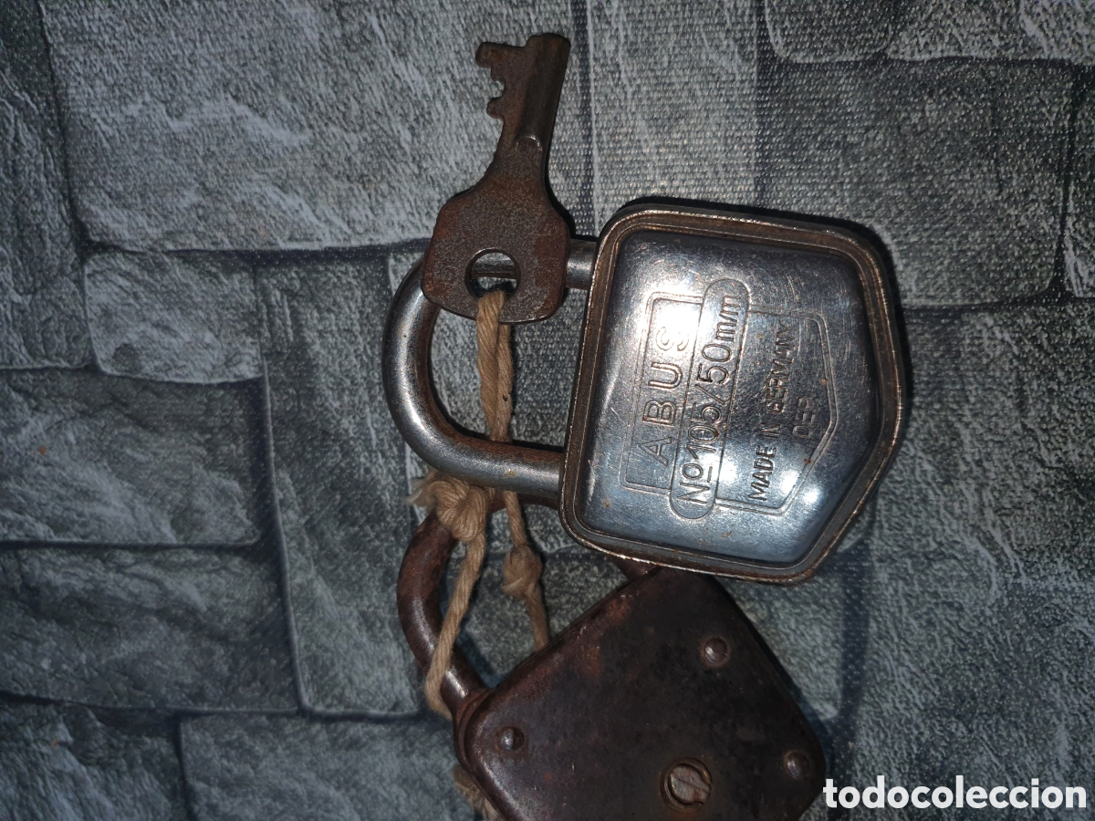 Vintage: 4 candados antiguos con llaves