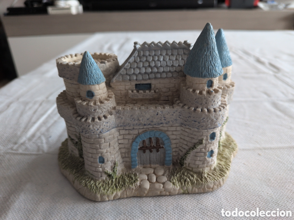 Vintage: Hucha vintage en forma de castillo