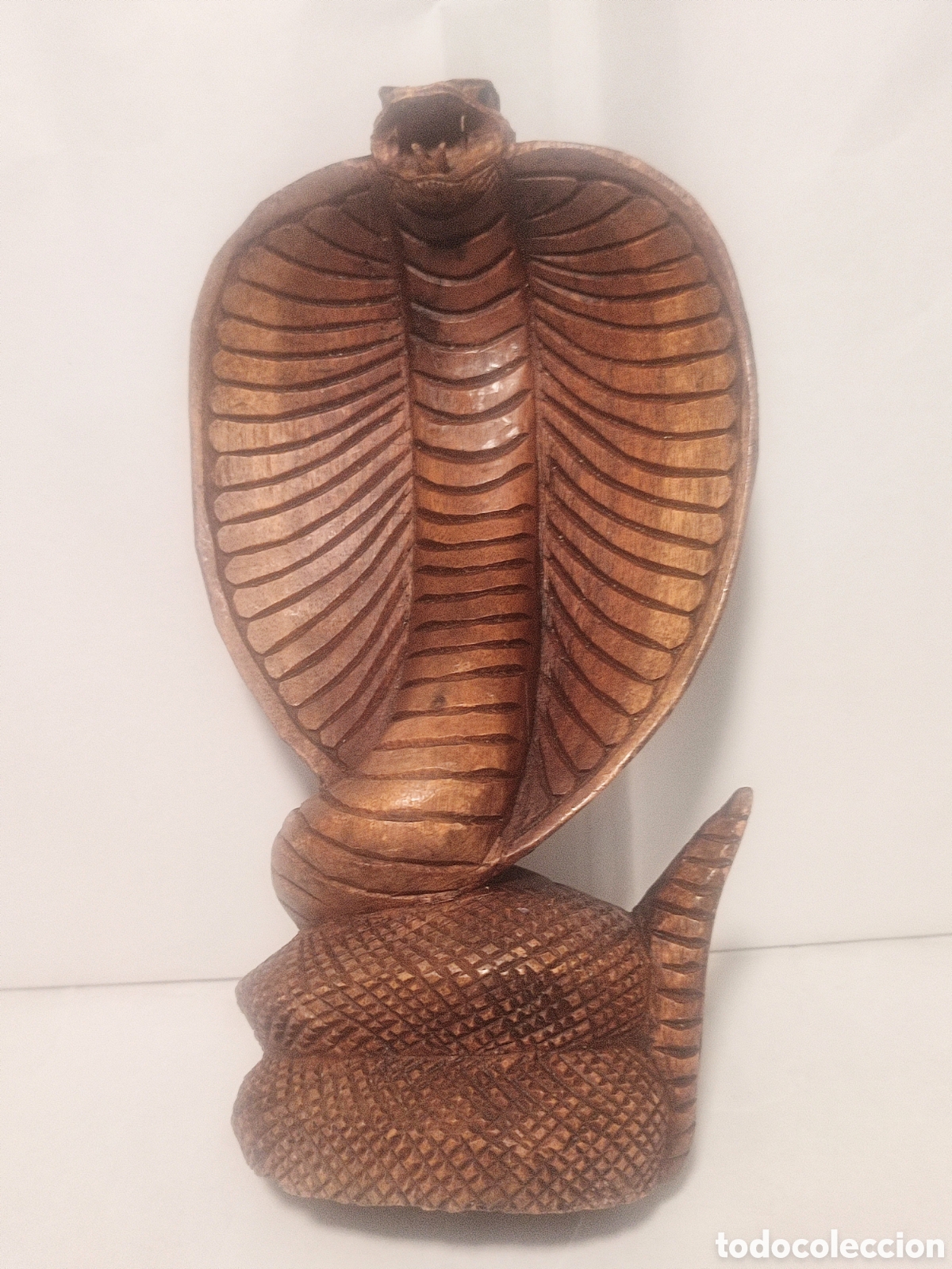 Vintage: Escultura Furia y ataque de la COBRA