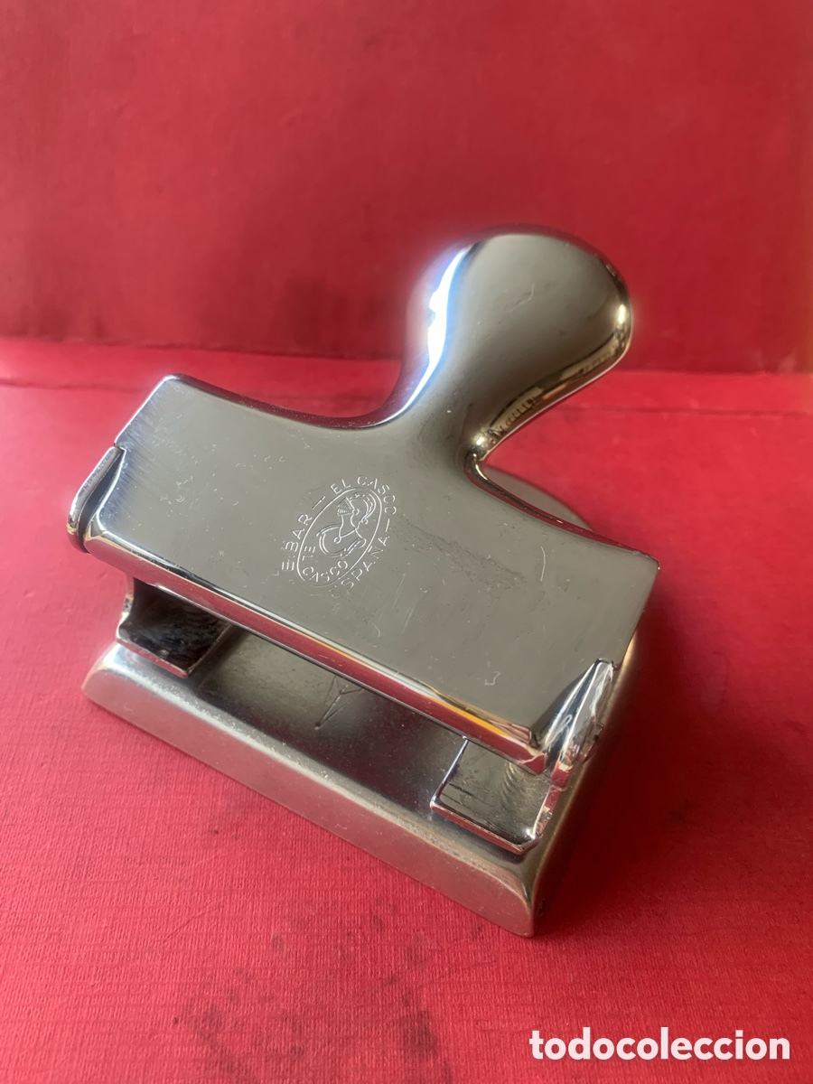 Vintage: EL CASCO M-200 PERFORADORA DE PAPEL VINTAGE