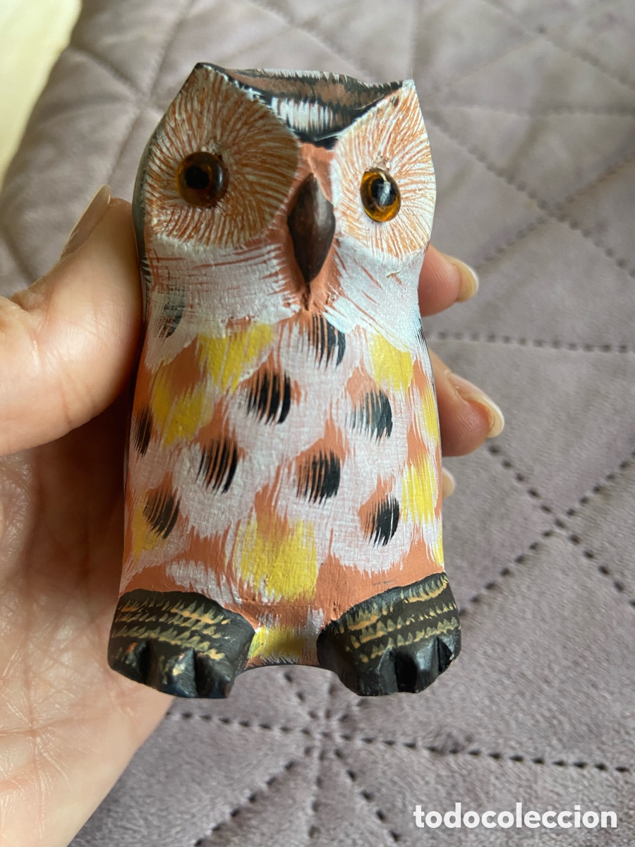 Vintage: Figura decorativa b&uacute;ho madera pintada