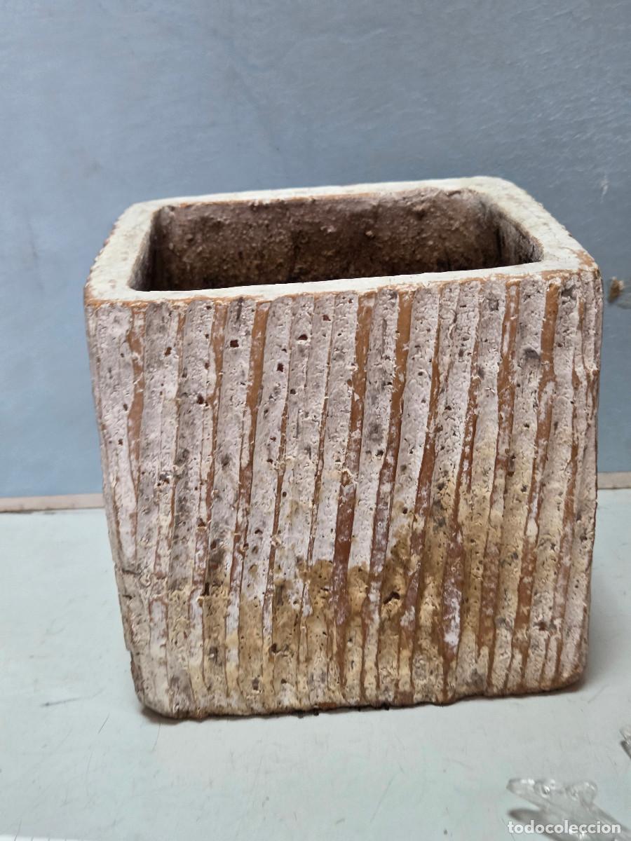 Vintage: macetero de terracota vintage