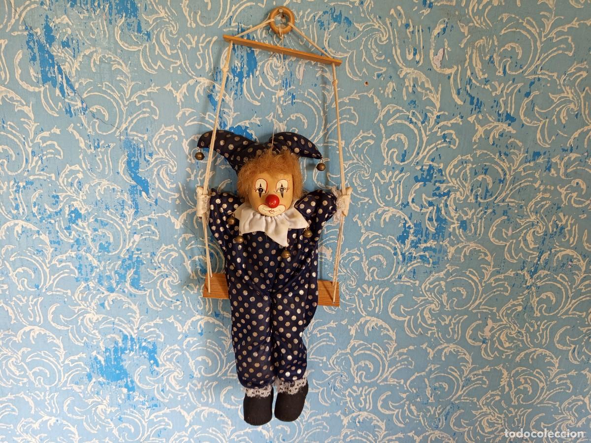 Vintage: Payaso mu&ntilde;eco vintage en columpio, Payaso antiguo 50cm de largo