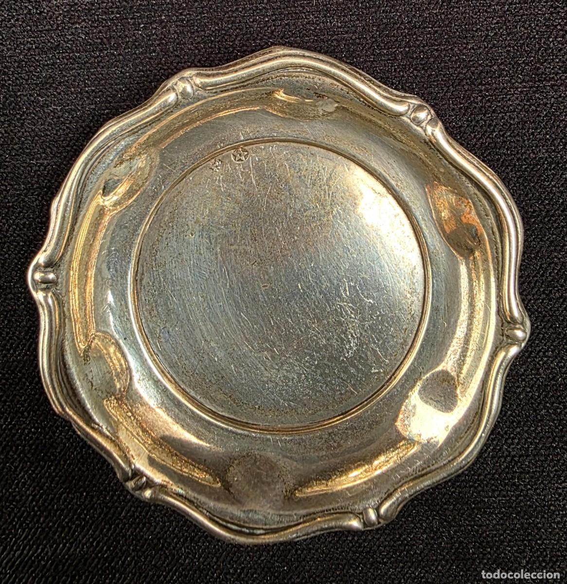 Vintage: Cenicero antiguo peque&ntilde;o en metal plateado ondulado &ndash; Bandejita vintage 7,5 cm