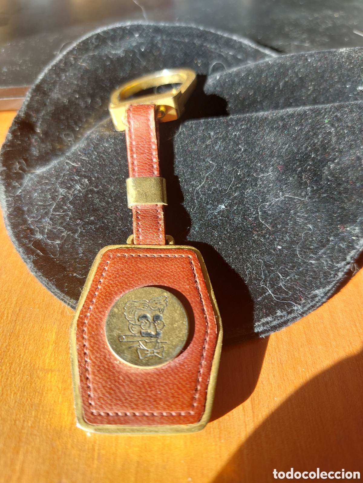 Vintage: Llavero de cuero y metal de Grouxo Marx