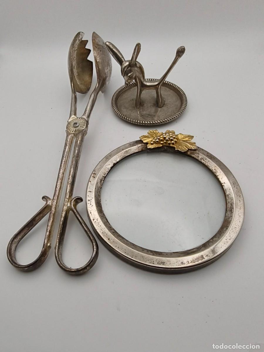 Vintage: Lote de Cuelga anillos,Pinza para ensaladas,y reposa botellas de vino, todo vintage.