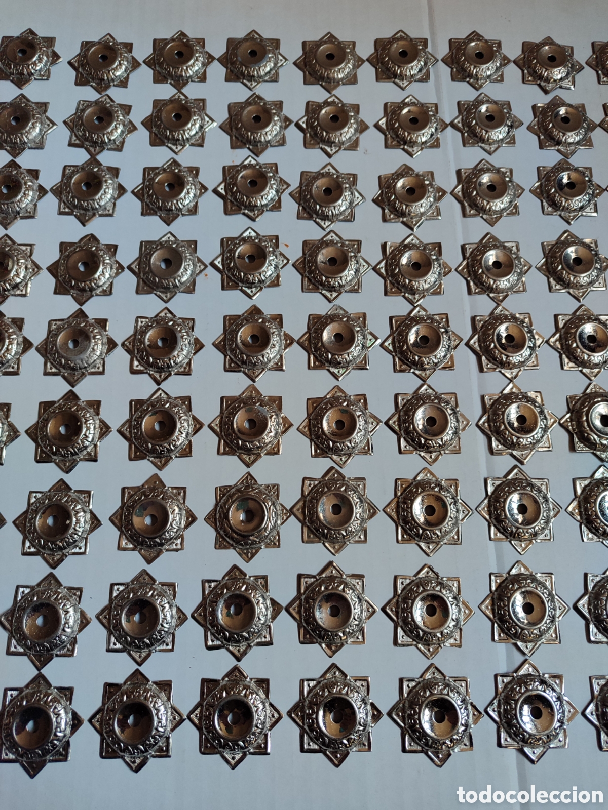 Vintage: Lote de embellecedores antiguos nuevos o como nuevos.antiguos embellecedores metalicos