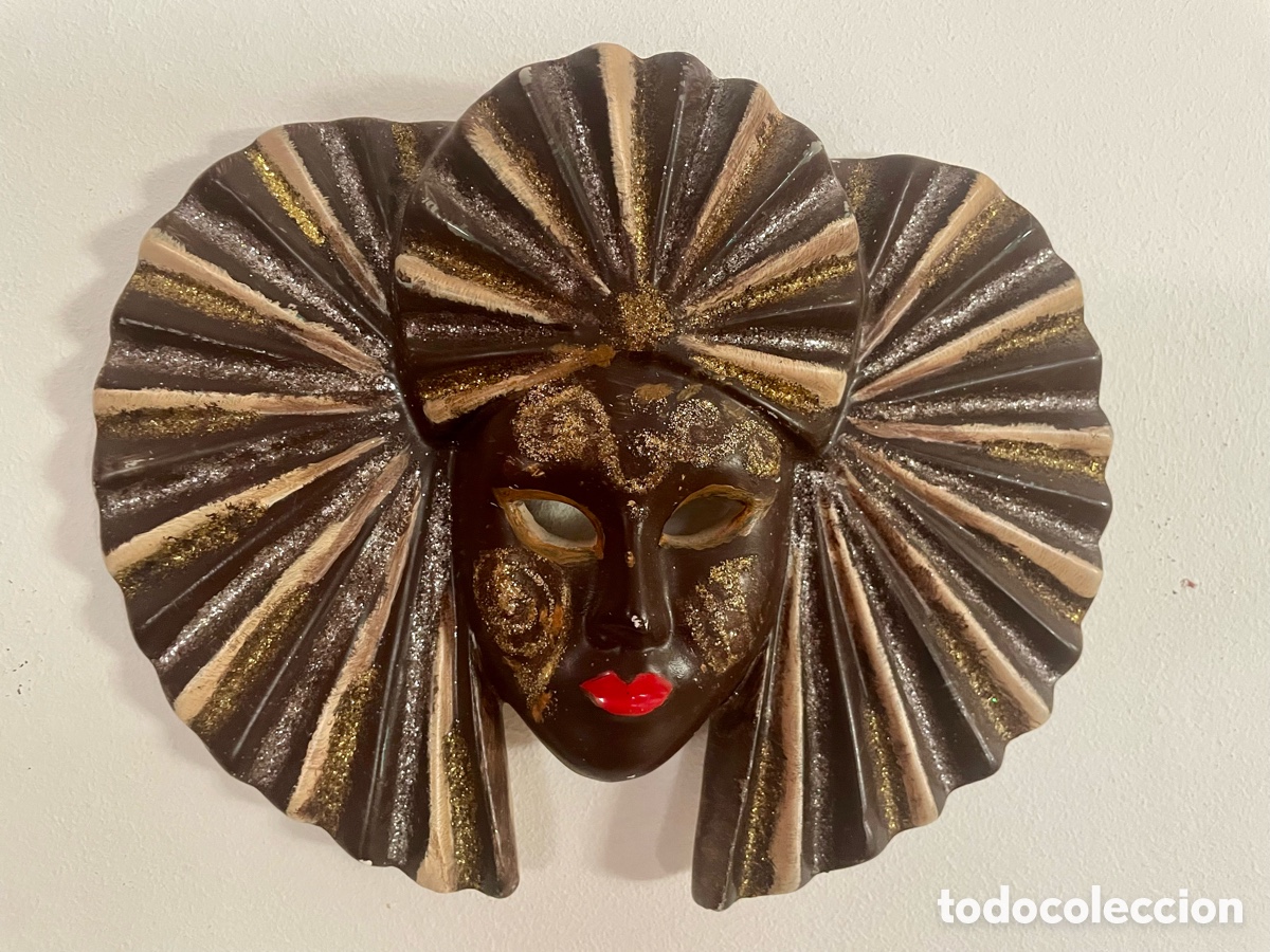 Vintage: M&aacute;scara de cer&aacute;mica tipo veneciano.