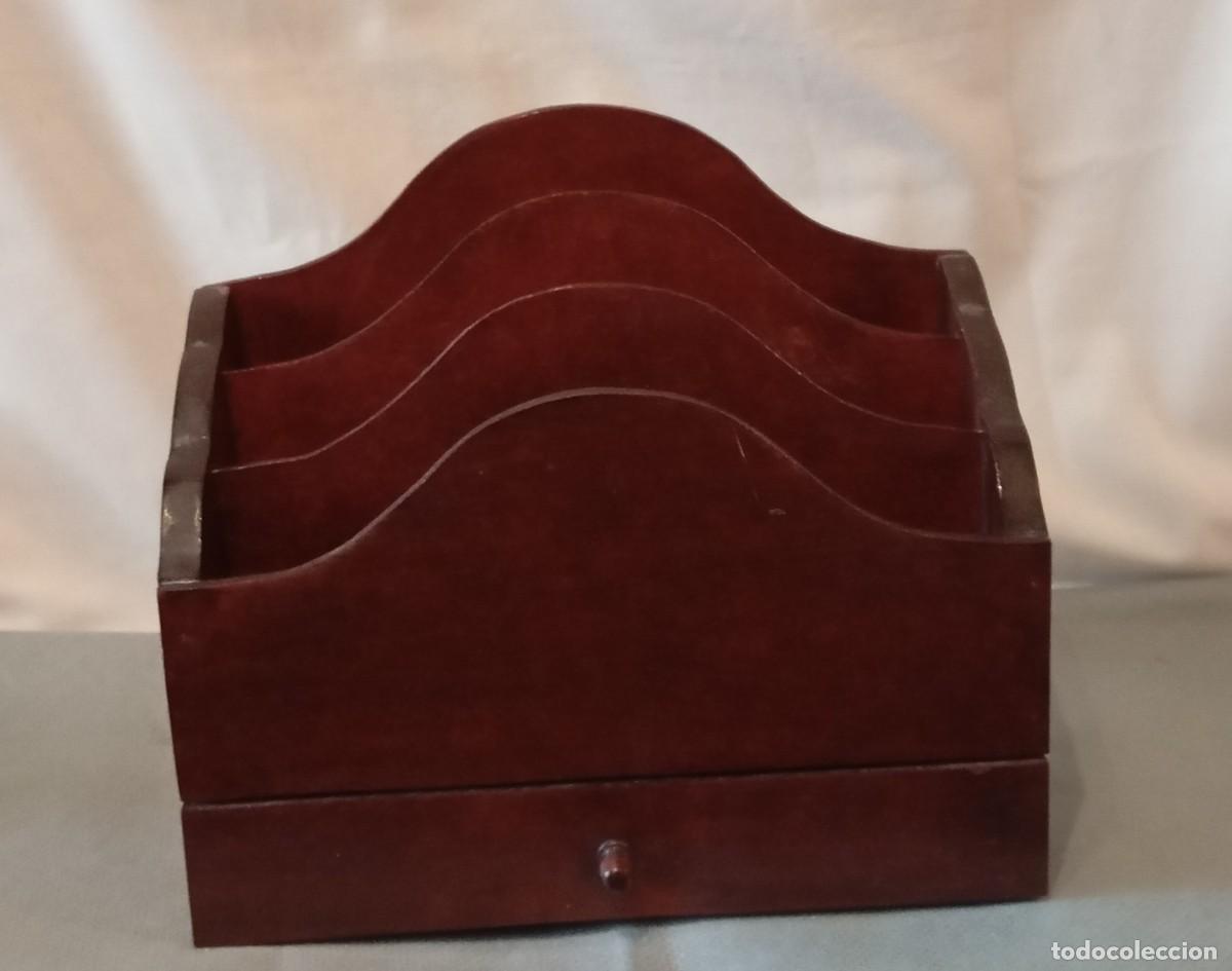 Vintage: Portacartas de escritorio madera