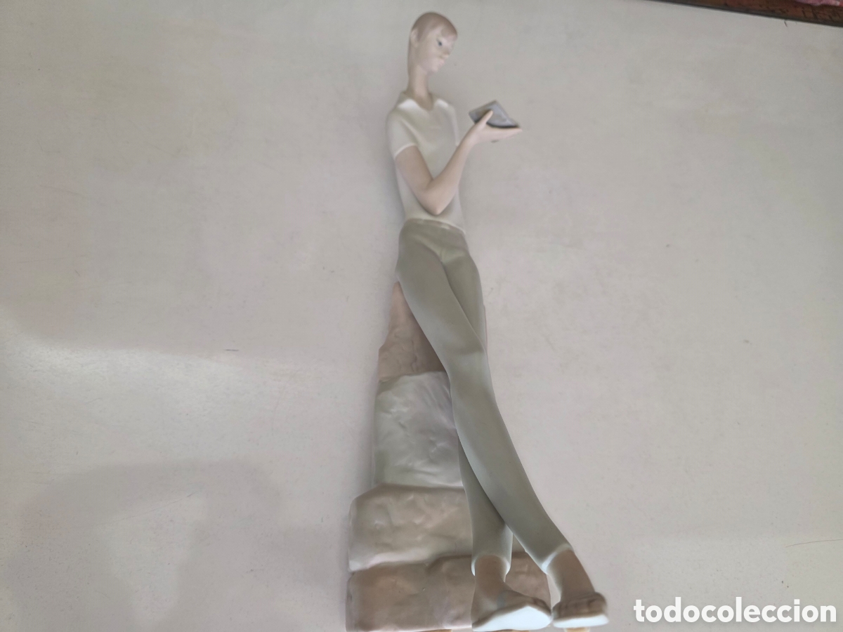 Vintage: FIGURA LLADRO JOVEN LEYENDO LIBRO - Foto 3