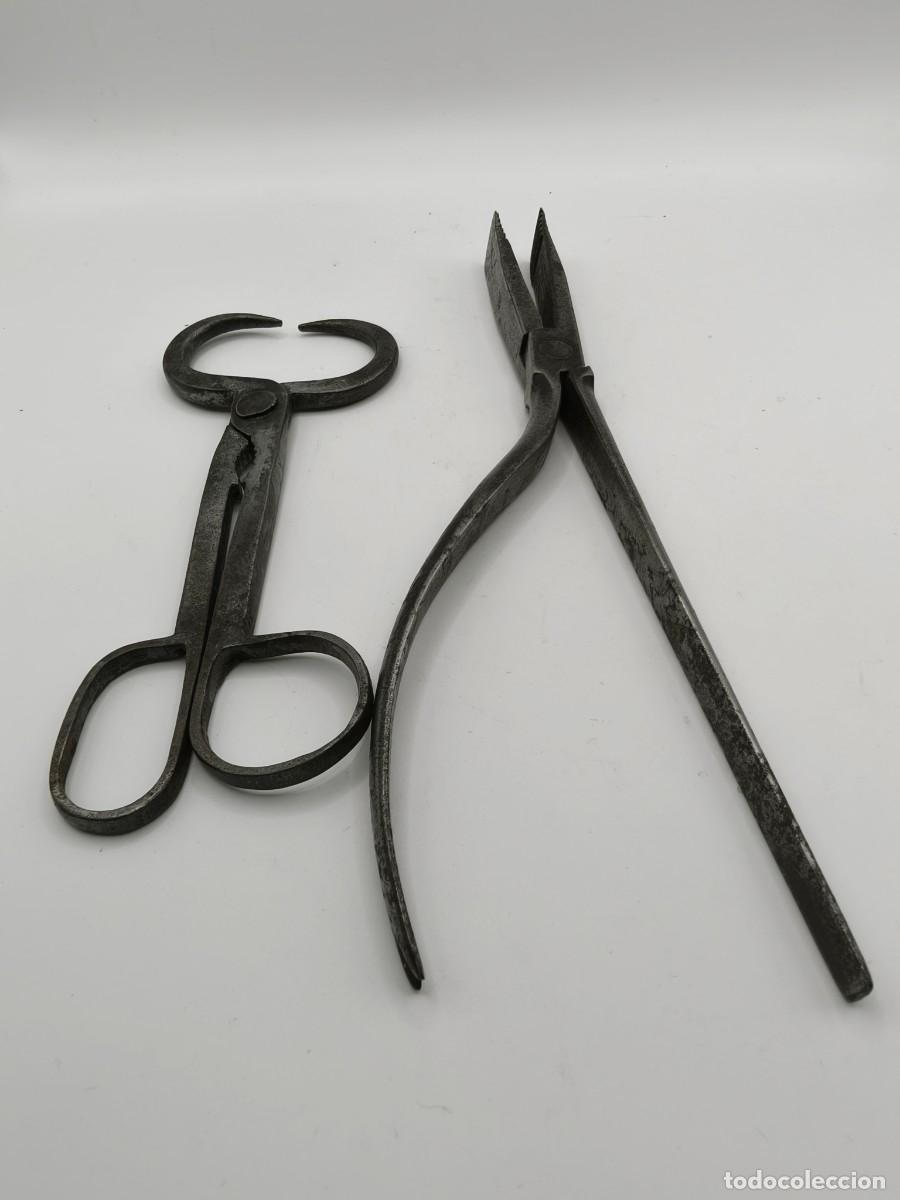 Vintage: Lote de pinzas para el azucar,unas planas y otras con gancho de punta.