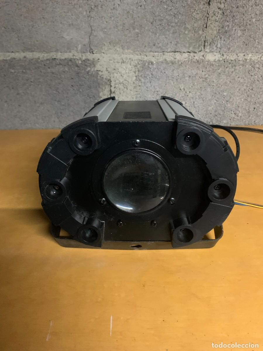 Vintage: ILUMINACI&Oacute;N: ESCANER DE EFECTOS ILUMINACI&Oacute;N MATRIXX FL110DMX