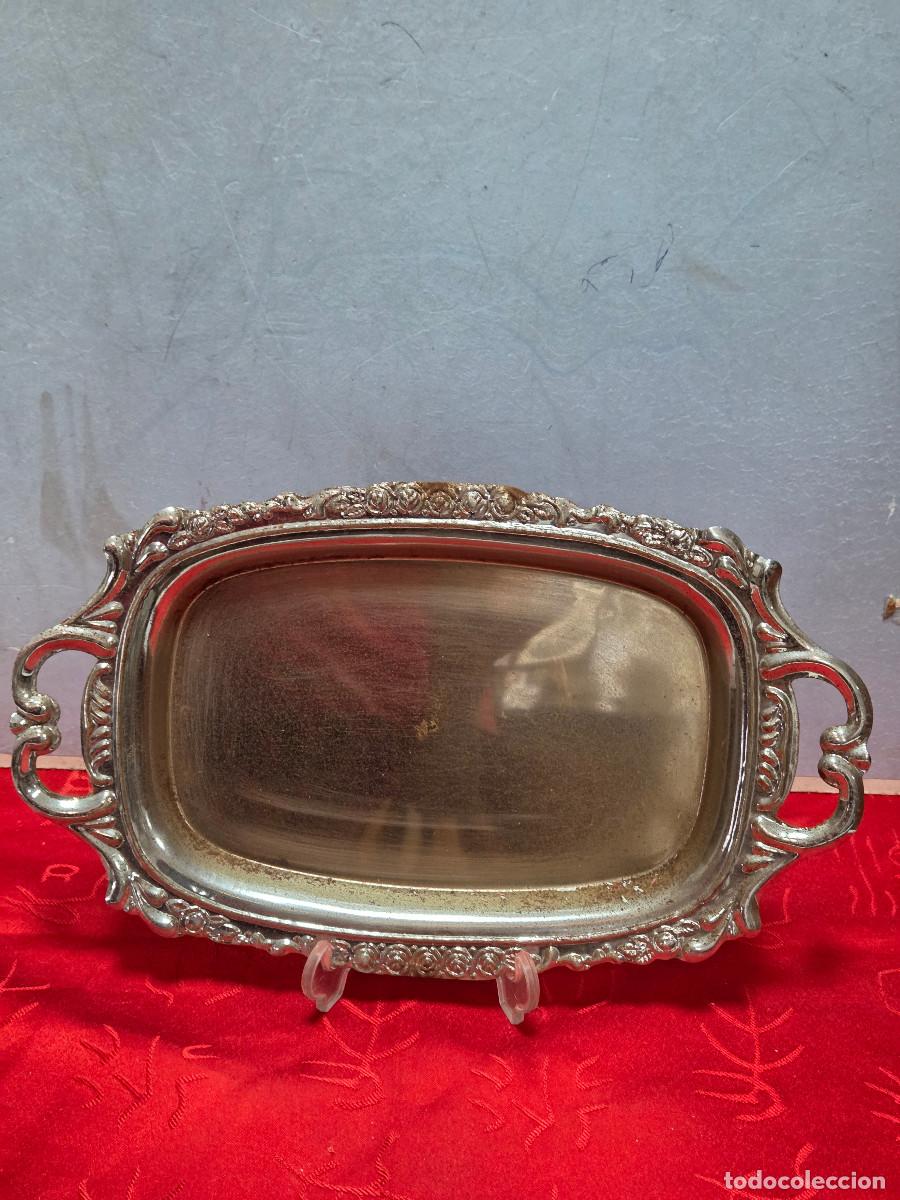 Vintage: bandeja decorativa plateada