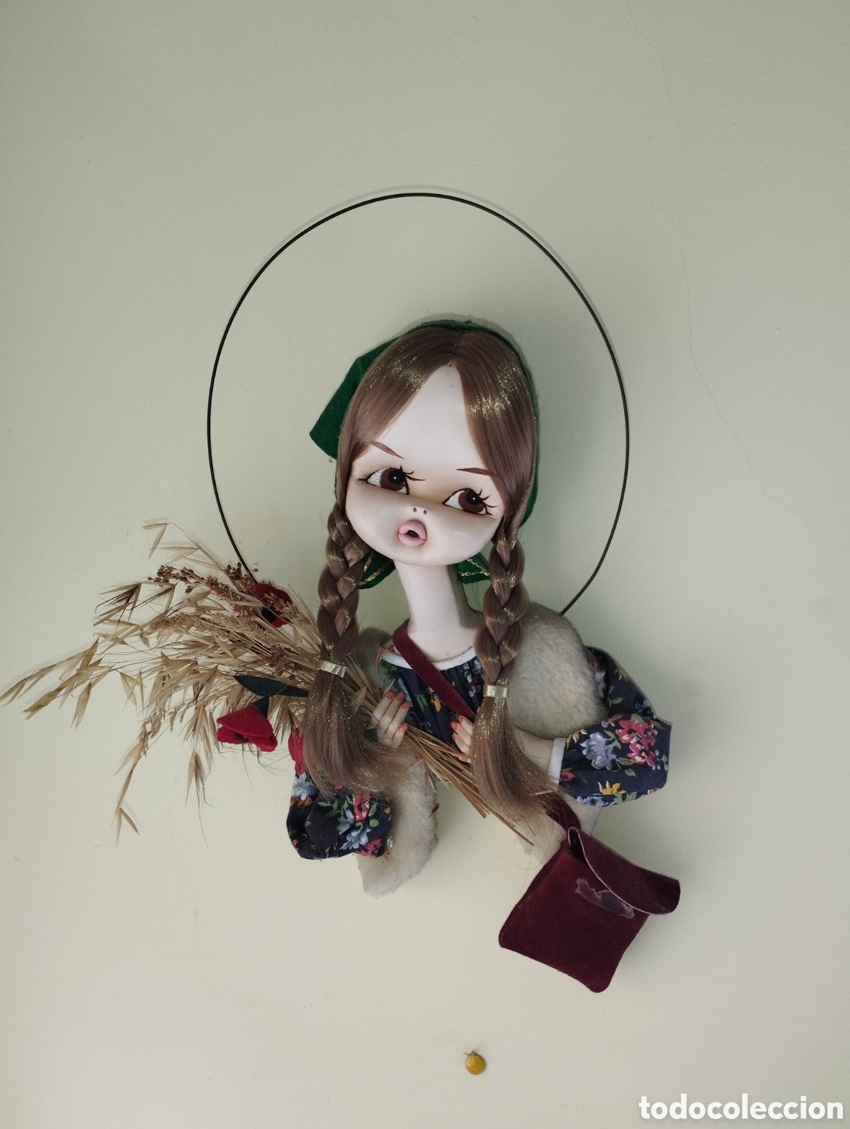 Vintage: Figura decorativa mujer con flores para pared