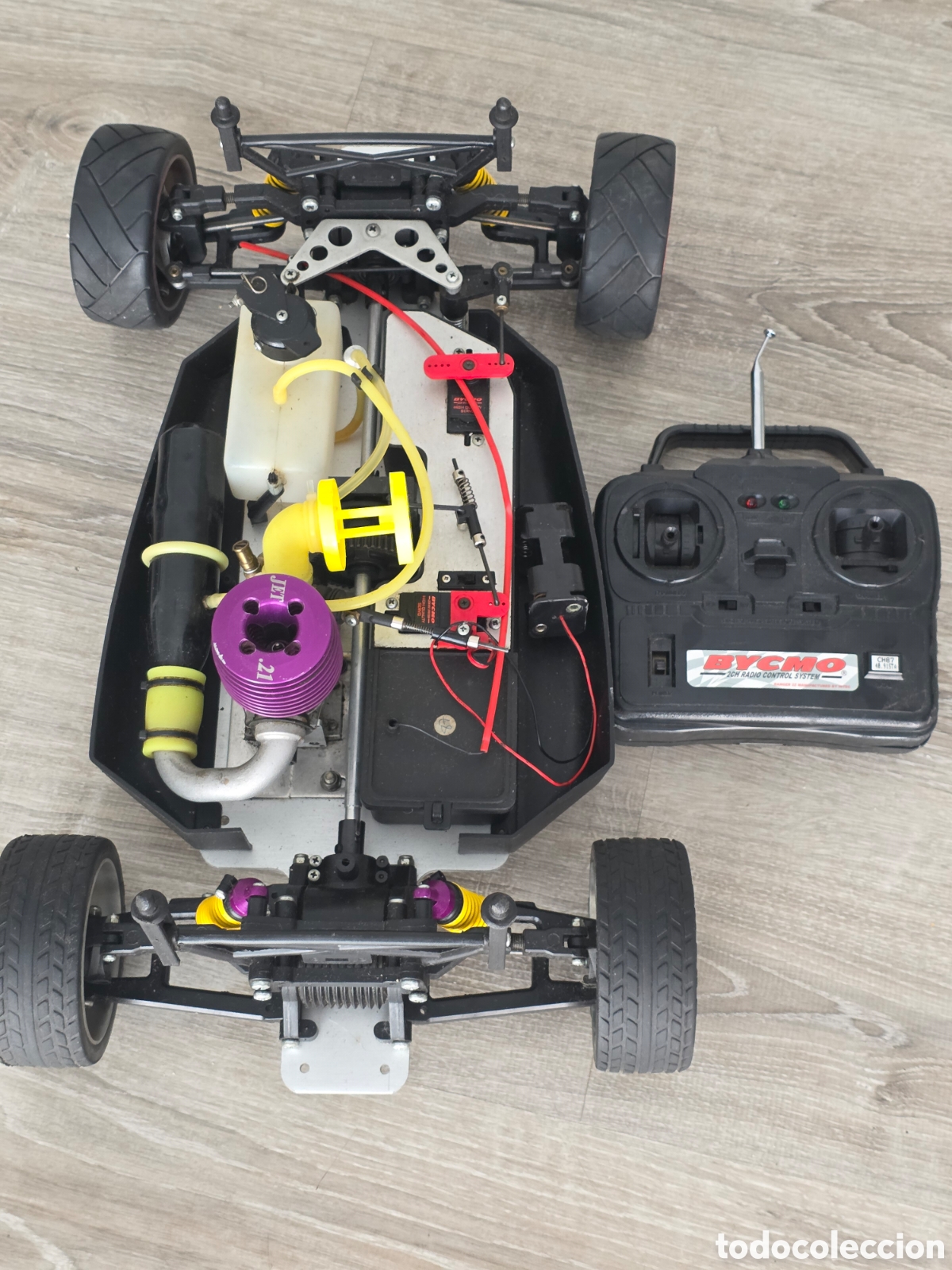 Vintage: coche rc gasolina 1/10 54cm x 27cm con emisora bycmo sin probar
