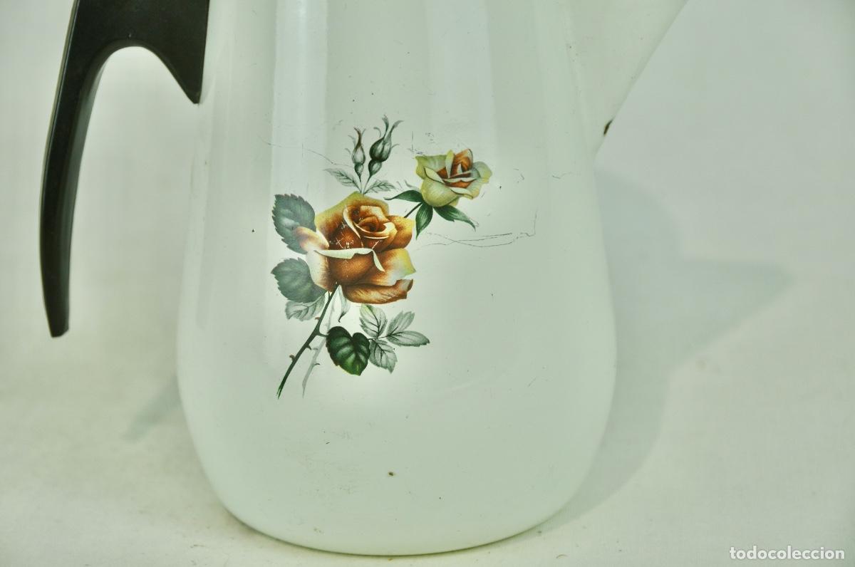 Vintage: Cafetera con dibujos de rosas - Foto 3